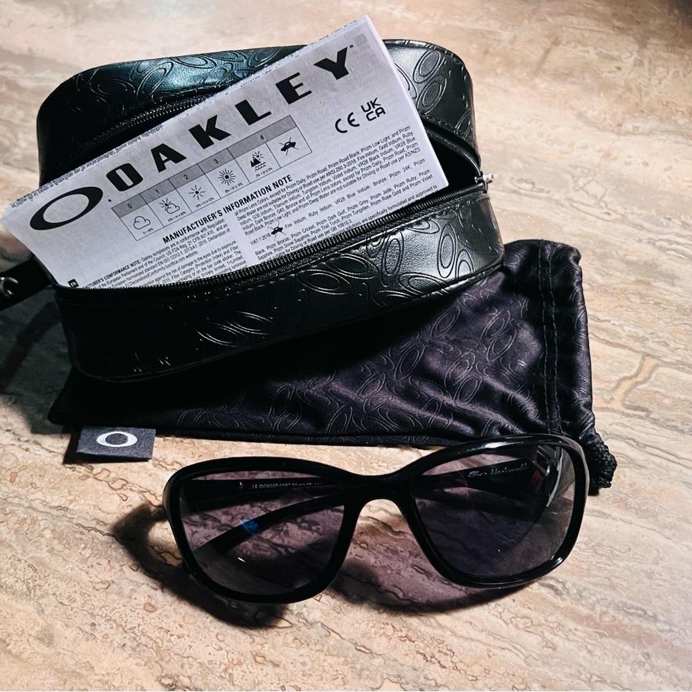 Oakley “She’s Unstoppable” sunglasses w/ bag and case
